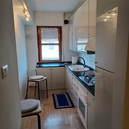 Isoletta Apartment